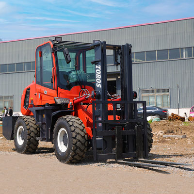 CE Diesel 5 Tons Rough Terrain Forklift với 15 ft Maximum Forward Reach