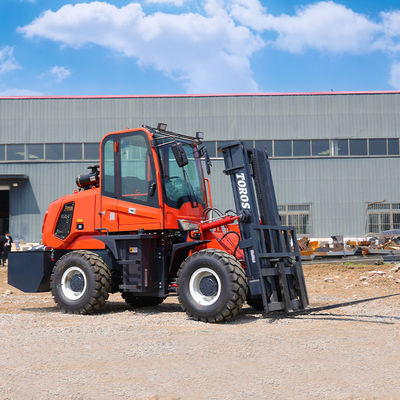 CE Diesel 5 Tons Rough Terrain Forklift với 15 ft Maximum Forward Reach
